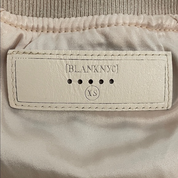 Blank NYC Cream Floral Embroidered Satin Bomber Jacket Womens Size XS - Picture 2 of 15